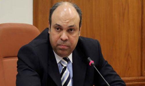 صفوت مسلم رئيس الشركة القابضة لمصرللطيران