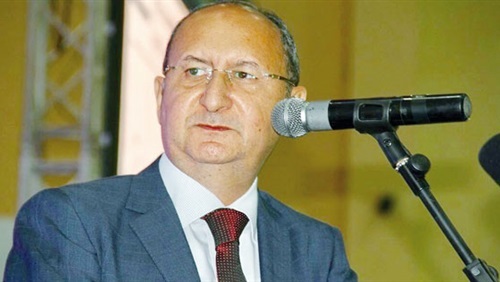 عمرو نصار وزير التجارة والصناعة