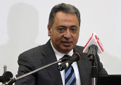 الدكتور أحمد عماد الدين، وزير الصحة