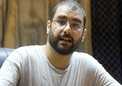 علاء عبد الفتاح في إحدى الندوات داخل نقابة الصحفيين - أرشيفية