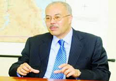 السفير على العشيرى