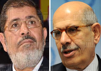الدكتور محمد البرادعي والرئيس المعزول محمد مرسي