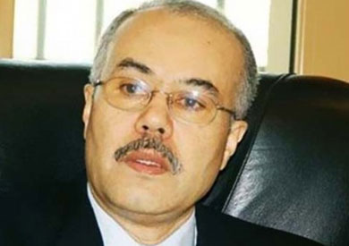 السفير علي العشيري