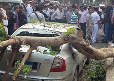 حادث انفجار قنبلة أسفل شجرة بشارع 26 يوليو أمام مسجد السلطان أبو العلا.ارشيفية