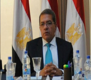 وزير المالية عمرو الجارحي