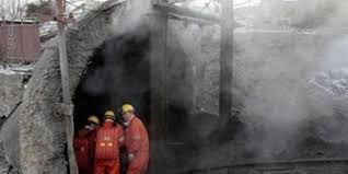 فرق إنقاذ تبحث عن عمال محاصرين في منجم جنوب بولندا