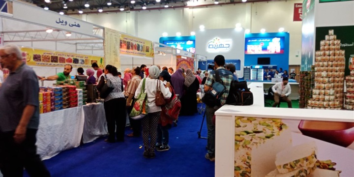 إقبال متوسط على معرض «أهلا رمضان» بالقاهرة خلال أيامه الأولى