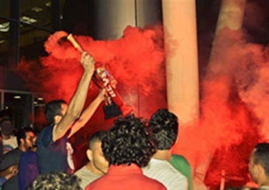 أولتراس أهلاوي بالمطار