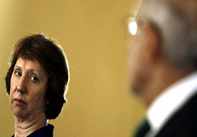 التقت اشتون بمرسي مساء الاثنين لمدة ساعتين