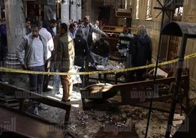 تفجير الكنيسة البطرسية في محيط الكاتدرائية المرقسية بالعباسية - تصوير: أحمد عبد الفتاح