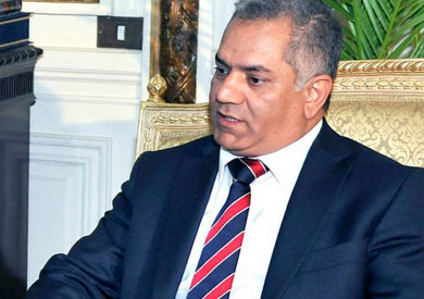 ممدوح الدماطى وزير الاثار ارشيفية