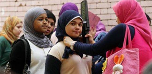 «العصا الإلكترونية» في امتحانات الثانوية العامة بالمنوفية
