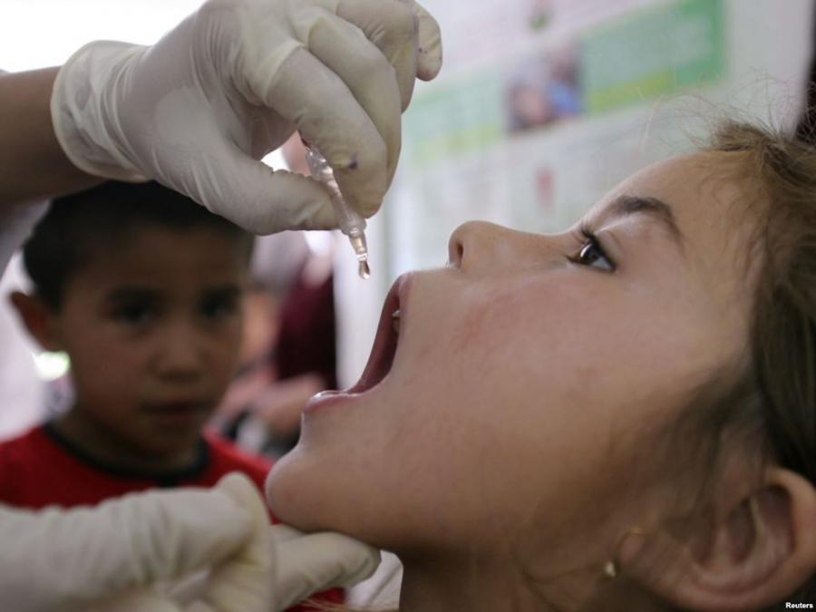 اليوم.. «الصحة» تبدأ حملة التطعيم ضد شلل الأطفال