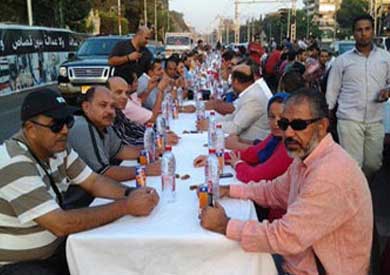 افطار جماعي بدمياط- أرشيفية