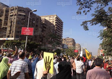 انضمام مسيرتين لمؤيدي مرسي بمدينة نصر للتوجه لـ«الاتحادية»