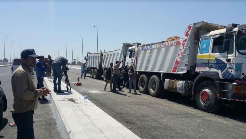 «النقل» تجري تجارب تحميل على كباري الطريق الدائري الإقليمي
