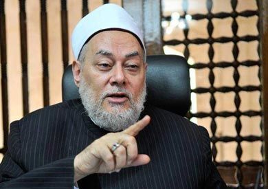 علي جمعة يلقي خطبة الجمعة بمسجد «العباسي» في بورسعيد