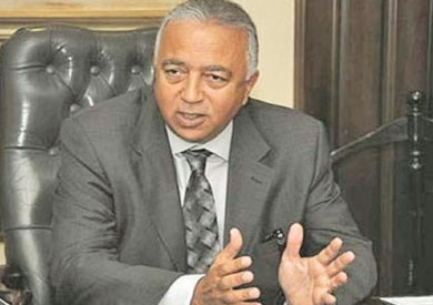 فتحى السباعى  رئيس بنك التعمير والاسكان