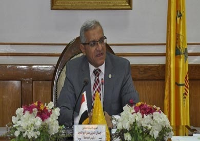 الدكتور جمال الدين علي أبو المجد رئيس جامعة المنيا