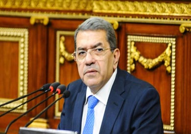 وزير المالية عمرو الجارحي