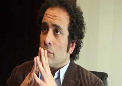 عمرو حمزاوي