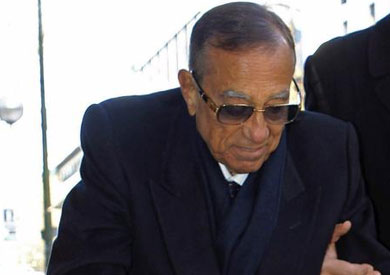 حسين سالم
