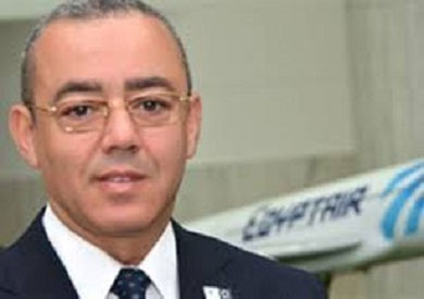 الطيار سامح الحفني، رئيس الشركة القابضة لمصر للطيران