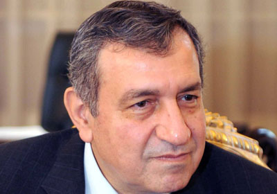 عصام شرف رئيس الوزراء الأسبق
