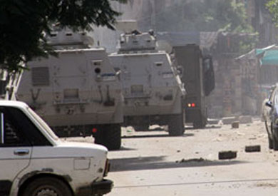تجدد الاشتباكات بالمطرية.. وتراجع قوات الأمن لنفاذ ذخيرتها - تصوير أحمد عبد الفتاح