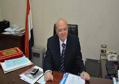 خالد عبد الباري رئيس الجامعة