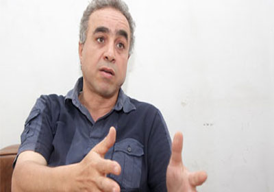 الكاتب كرم صابر_ارشيفية