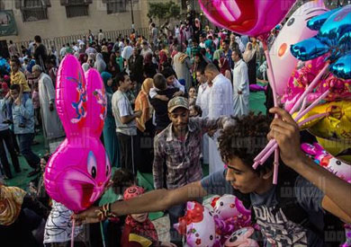 احتفالات المصريين بالعيد فى تقارير مصورة بالنيل للأخبار