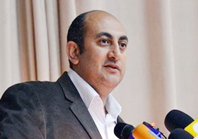 الناشط السياسي  خالد علي  المرشح السابق لرئاسة الجمهورية والمحامي  عن الناشط السياسي  أحمد دومة