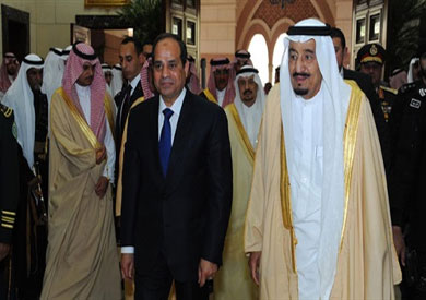 استقبال رسمي للملك سلمان بن عبدالعزيز في قصر الاتحادية