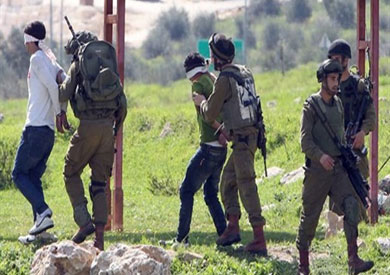 إسرائيل تعتقل أكثر من 210 أطفال فلسطينيين في ظروف لا إنسانية
