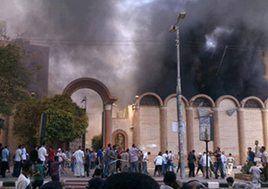 مؤيدو مرسي يحطمون مطرانية سوهاج