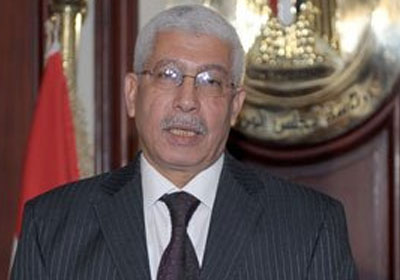 الدكتور المرسى السيد حجازى وزير المالية