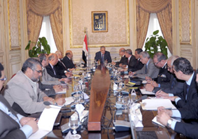 اجتماع سابق لمجلس الوزراء برئاسة المهندس إبراهيم محلب
