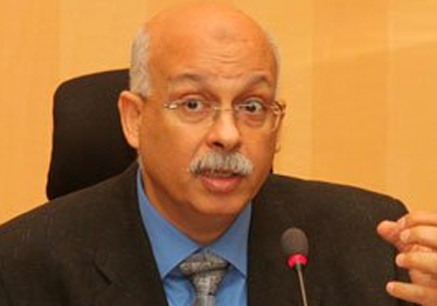 الدكتور محمد مصطفى حامد، وزير الصحة والسكان