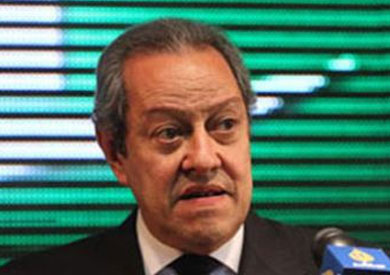 منير فخري عبد النور، وزير التجارة والصناعة