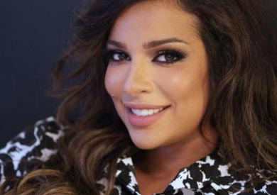 الفنانة نادين نسيب