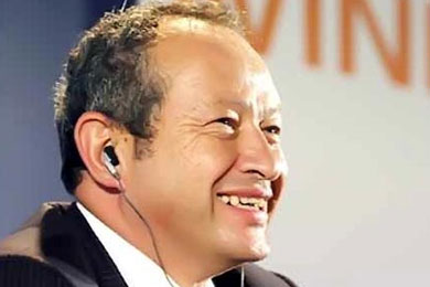 رجل الأعمال المصري نجيب ساويرس الذي باع 71 مليون سهم من «فيمبلكوم» إلى «تلينور»