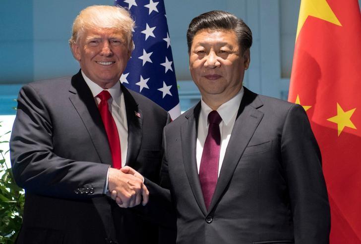 الرئيسان الصيني شي جين بينغ والأمريكي دونالد ترامب