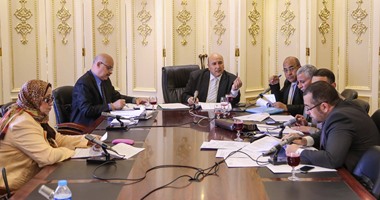 «قوى عاملة النواب» تبدأ أول اجتماعاتها بالتشكيل الجديد بالهجوم على وزير قطاع الأعمال