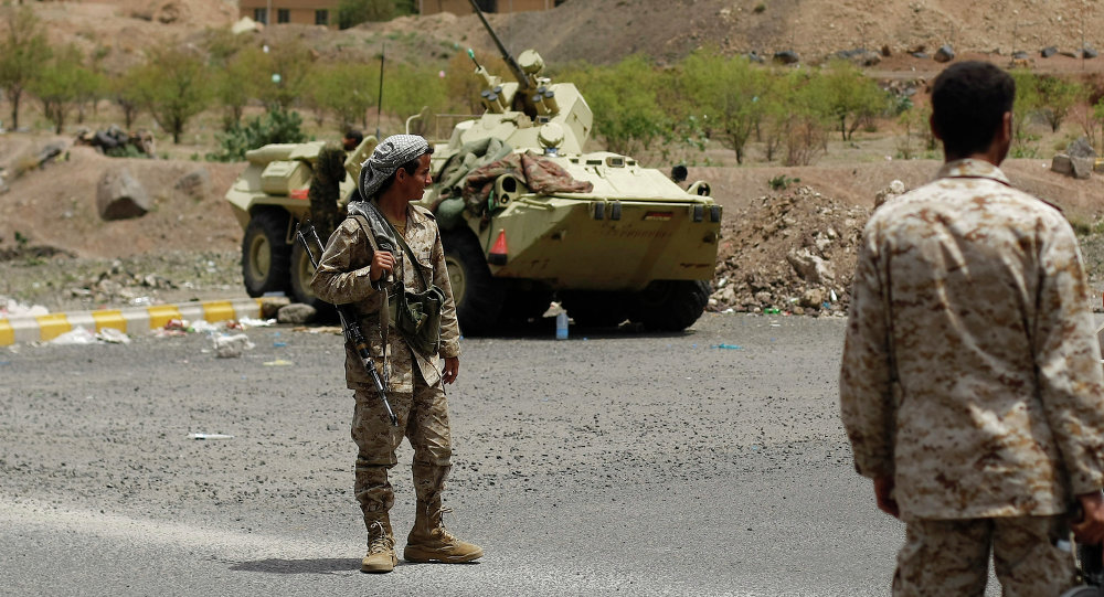 تواصل المعارك العنيفة بين القوات اليمنية والحوثيين شرقي صنعاء