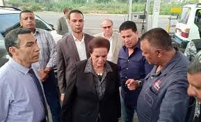 محافظ البحيرة: وضع لوحات إرشادية واضحة على جميع المواقف بالتعريفة الجديدة