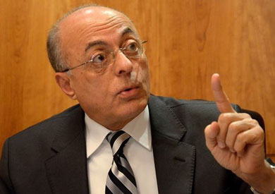 سامح سيف اليزل