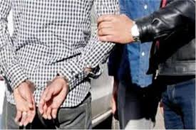 القبض على عاطل وزوجته لاتهامهما بالنصب على أصحاب السيارات عبر «أوليكس»