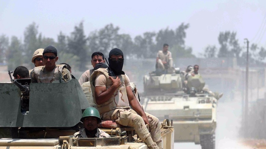 المتحدث العسكري: القبض على 25 مشتبها بهم شمال سيناء.. وتدمير 4 أوكار