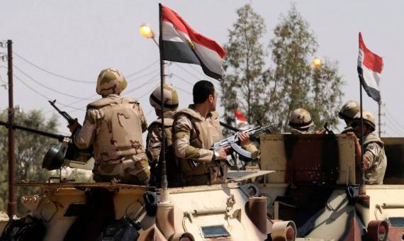 المتحدث العسكرى: القضاء على تكفيريين اثنين وتدمير أوكار خاصة بالعناصر الإرهابية بسيناء